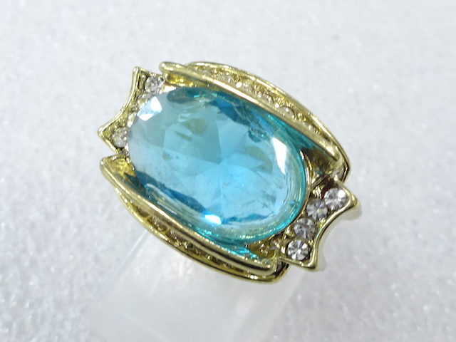 色石　指輪(8号)